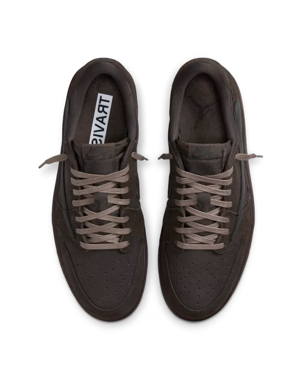 Travis Scott - Velvet Brown
